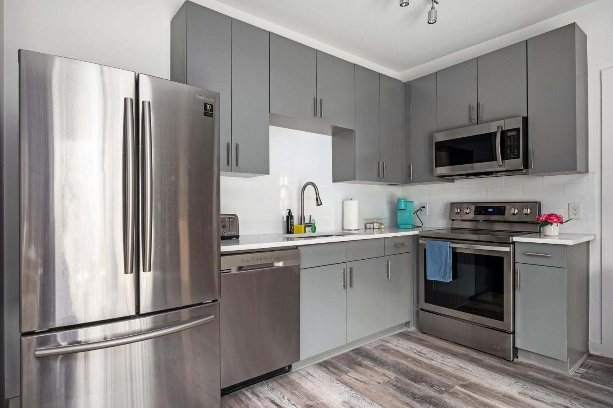 Brand New Condo With Balcony Washer Dryer 542Blvd Атланта Екстер'єр фото